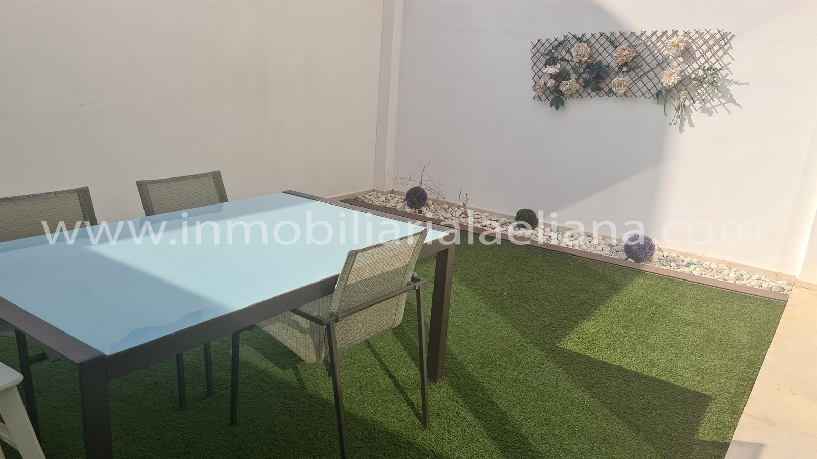 Chalet Pareado en venta en LA POBLA DE VALLBONA - Ref. V6126